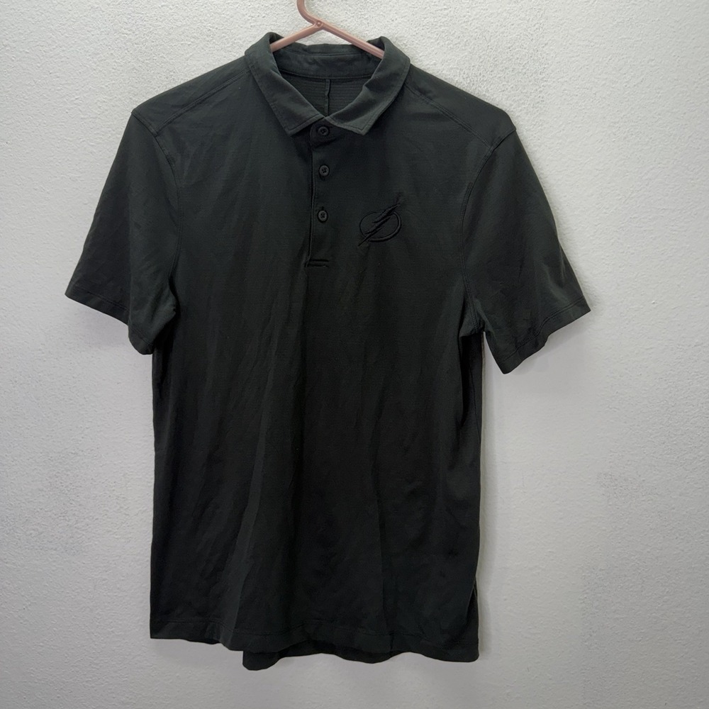 Lululemon Evolution Polo Men's Small Short Sleeve Shirt NHL Tampa Bay Lightning